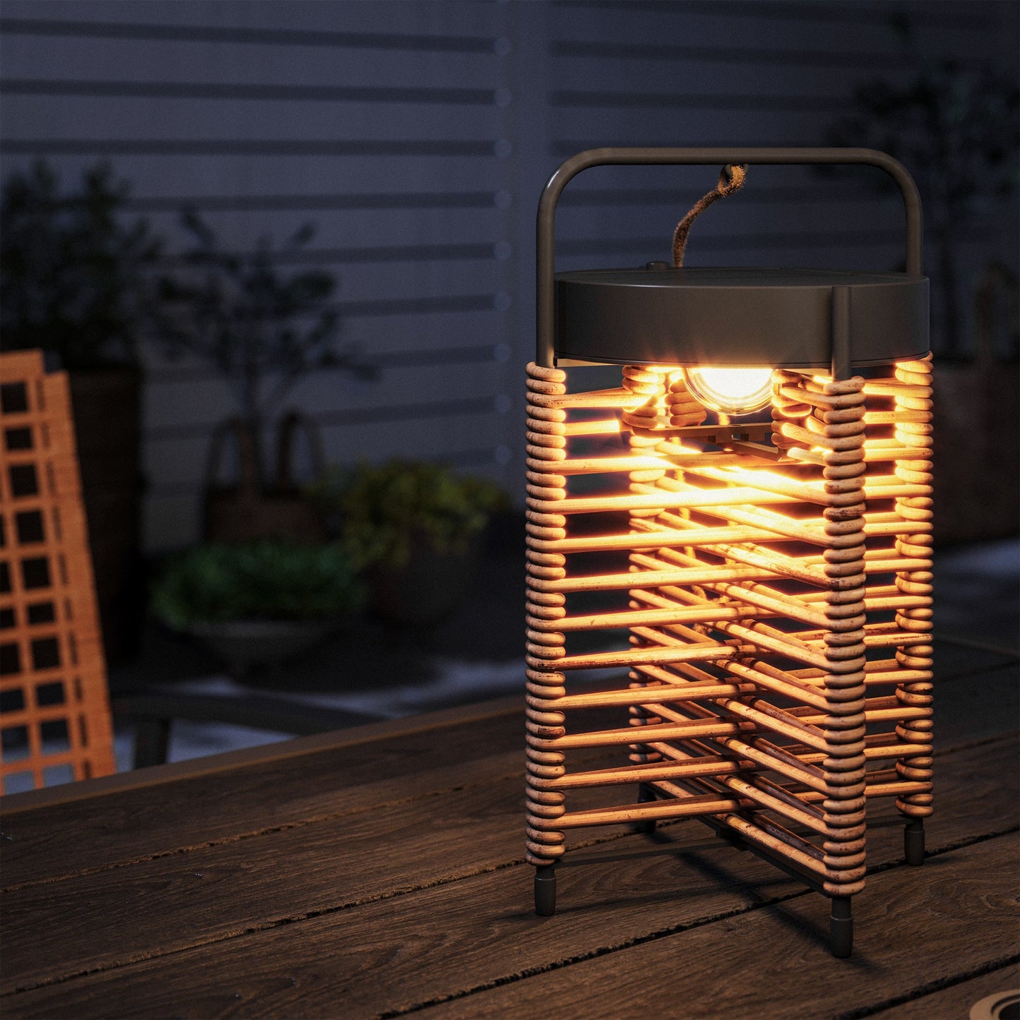 LAUSAINT HOME Outdoor Solar Table Lamp